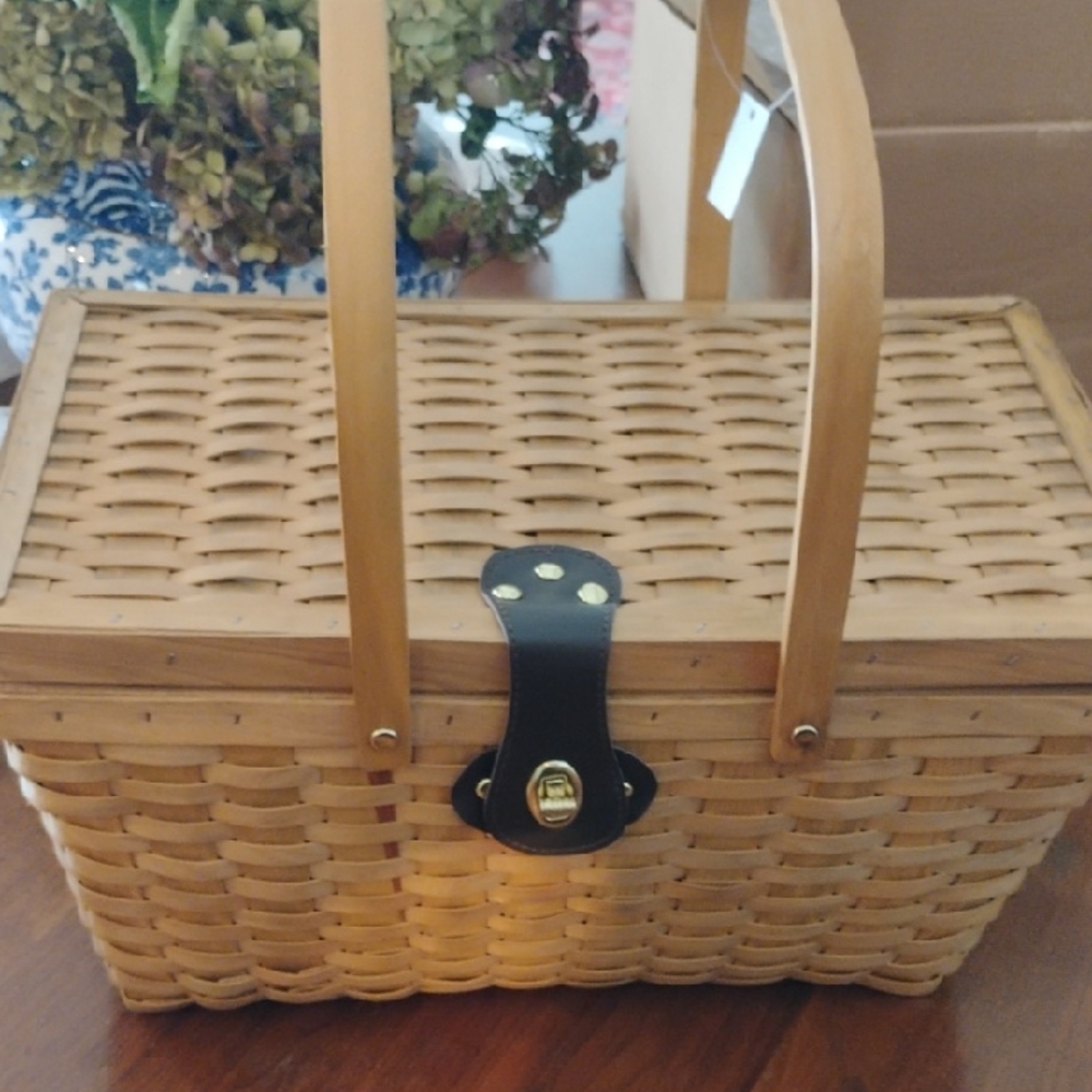 Classic Tan Woven Basket Bag